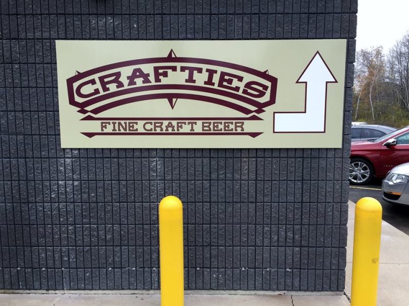 Crafties Fine Craft Beer Building Signage